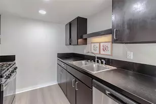 1800 Lavaca St, Austin, TX 78701 - Photo 6