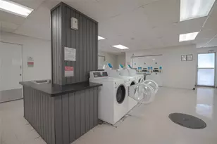 1800 Lavaca St, Austin, TX 78701 - Photo 18