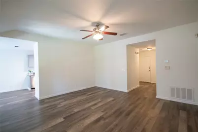 200 Quail Circle, Hutto, TX 78634 - Photo 12