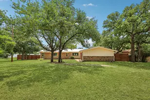 114 Agarita Dr, Burnet, TX 78611 - Photo 8