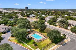 7501 Shadowridge Run, Austin, TX 78749 - Photo 32