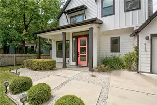 915 E 49th St, Austin, TX 78751 - Photo 2