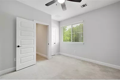 915 E 49th Street, Austin, TX 78751 - Photo 20