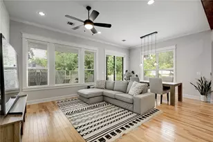 915 E 49th St, Austin, TX 78751 - Photo 4