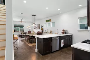 3012 Neal St, Austin, TX 78702 - Photo 14