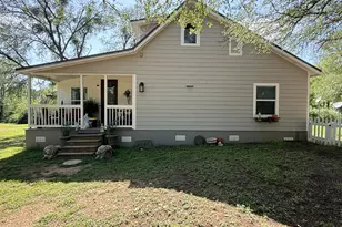 227 Crooked Hollow Rd, Elgin, TX 78621 - Photo 1
