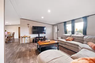 114 Blue Quail St, Dale, TX 78616 - Photo 6