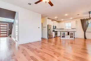 2208 Capulet St, Austin, TX 78741 - Photo 4