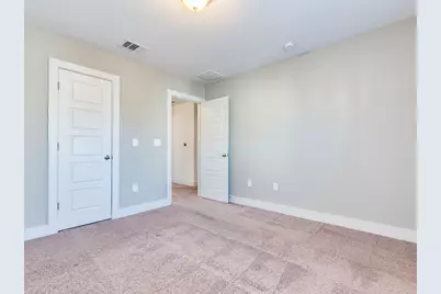 2208 Capulet Street, Austin, TX 78741 - Photo 16