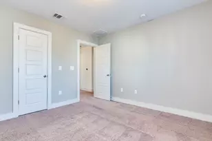 2208 Capulet St, Austin, TX 78741 - Photo 16