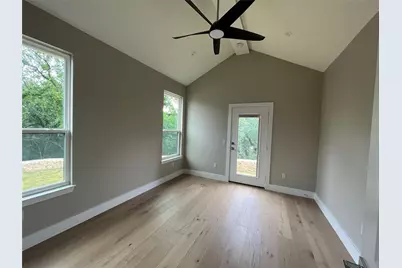 1312 E M Franklin Avenue #2, Austin, TX 78721 - Photo 14