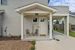 1312 E M. Franklin Ave, Austin, TX 78721 - Photo 1