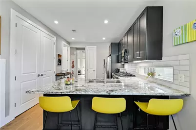 1312 E M Franklin Avenue #2, Austin, TX 78721 - Photo 8