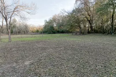 Lot 4 E Alamo Street, Elgin, TX 78621 - Photo 4