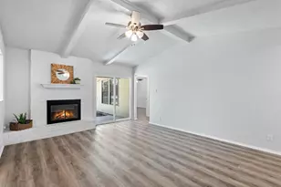 914 Hillside Oaks Dr, Austin, TX 78745 - Photo 8