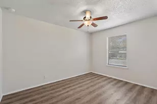 914 Hillside Oaks Dr, Austin, TX 78745 - Photo 16