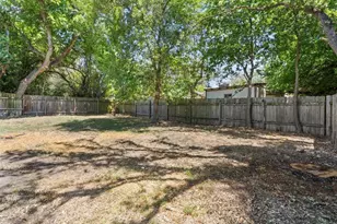 914 Hillside Oaks Dr, Austin, TX 78745 - Photo 22