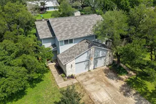 8710 Clearbrook Trail, Austin, TX 78729 - Photo 26