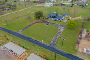 3809 Doris Ln, Round Rock, TX 78664 - Photo 16