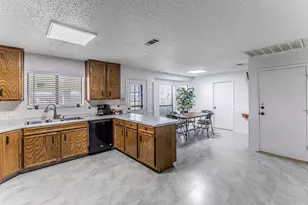 3809 Doris Ln, Round Rock, TX 78664 - Photo 6