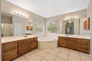 13226 Amasia Dr, Austin, TX 78729 - Photo 26