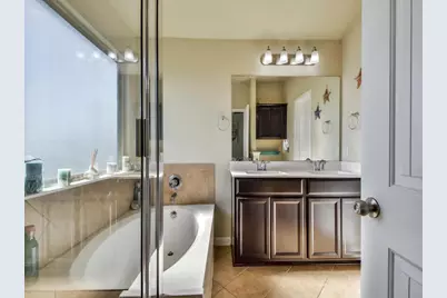 1100 April Meadows Loop, Georgetown, TX 78626 - Photo 10