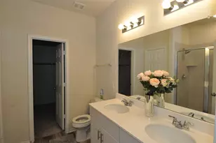 1717 T H Johnson Dr, Taylor, TX 76574 - Photo 12