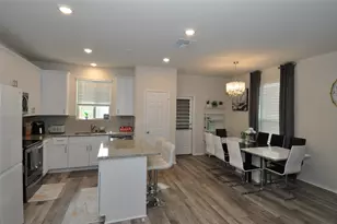 1717 T H Johnson Dr, Taylor, TX 76574 - Photo 6