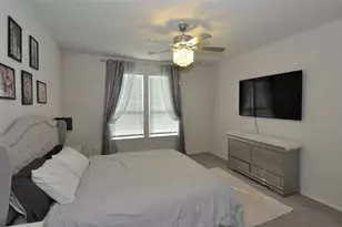 1717 T H Johnson Dr, Taylor, TX 76574 - Photo 10