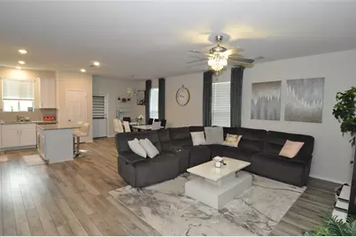 1717 T H Johnson Drive, Taylor, TX 76574 - Photo 4