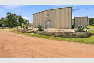 7748 E US Highway 290 #2, Johnson City, TX 78636 - Photo 16
