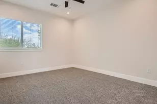 6919 Bethune Ave, Austin, TX 78752 - Photo 10