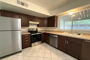 900 W Village Ln, Austin, TX 78758 - Photo 6