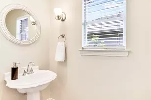 4545 Golf Vista Dr, Austin, TX 78730 - Photo 18