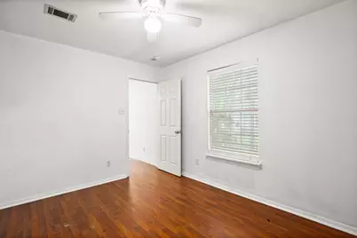 2610 E 3rd Street #B, Austin, TX 78702 - Photo 12
