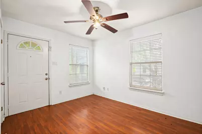 2610 E 3rd Street #B, Austin, TX 78702 - Photo 8