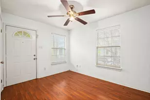 2610 E 3rd St, Austin, TX 78702 - Photo 8