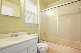 2610 E 3rd St, Austin, TX 78702 - Photo 10