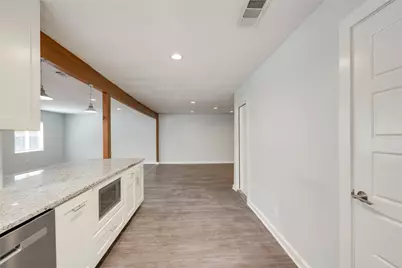 5402 Chevy Circle, Austin, TX 78723 - Photo 8