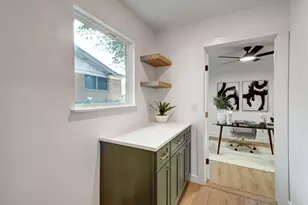 4710 Russet Hill Dr, Austin, TX 78723 - Photo 10