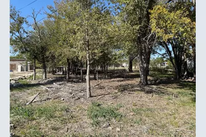 699 S Cotrell Street, Bartlett, TX 76511 - Photo 4