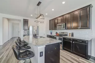 272 Blooming Trl, Kyle, TX 78640 - Photo 10