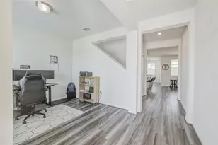 272 Blooming Trl, Kyle, TX 78640 - Photo 4