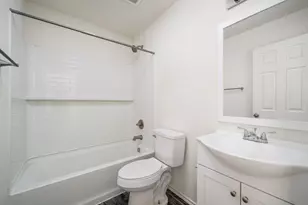 230 Debus Dr, Taylor, TX 76574 - Photo 12