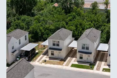 230 Debus Drive #108 B, Taylor, TX 76574 - Photo 4