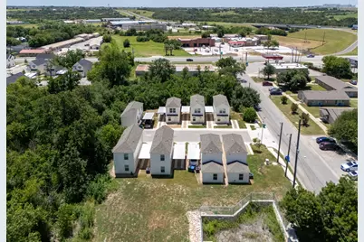 230 Debus Drive #108 B, Taylor, TX 76574 - Photo 6