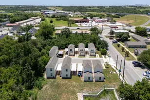 230 Debus Dr, Taylor, TX 76574 - Photo 6