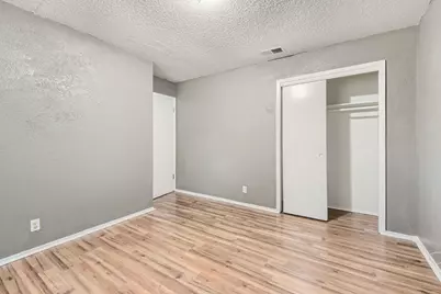 2516 Glen Springs Way #B, Austin, TX 78741 - Photo 6