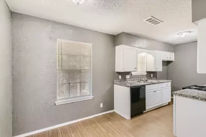 2516 Glen Springs Way #B, Austin, TX 78741 - Photo 4