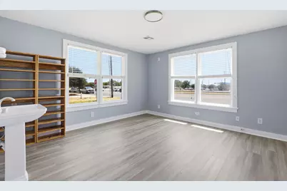 208 Highway 79, Hutto, TX 78634 - Photo 16
